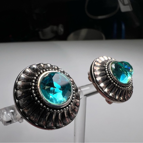 Cuff Bracelet set with matching Clip Earrings - priced as set - Picture 11 of 14